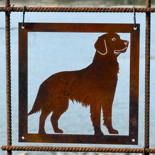 Prydnadsplatta Hunden Benny 13 x 13 - rostig