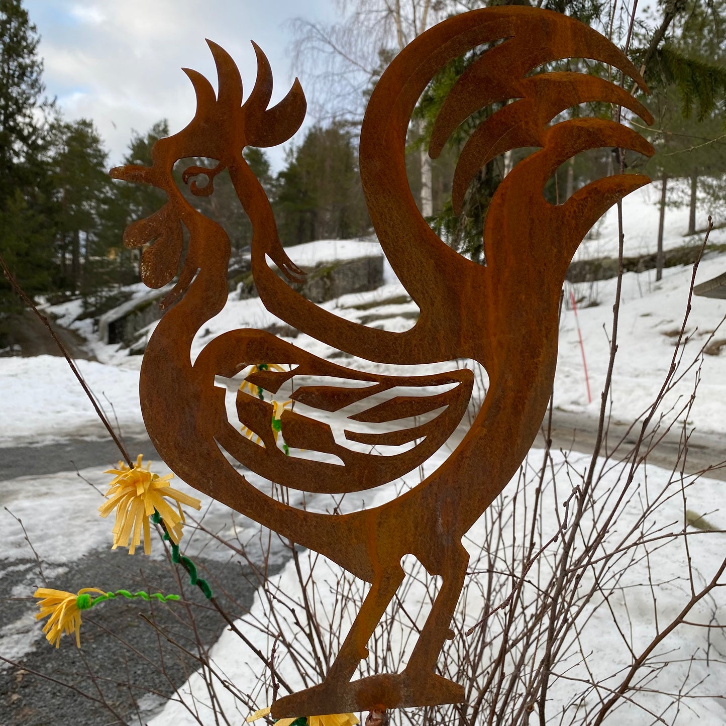 Hönshuset, paket med pinnfigurerna Tuppen Ture och hönorna Henny och Hedvig. Korta pinnar!