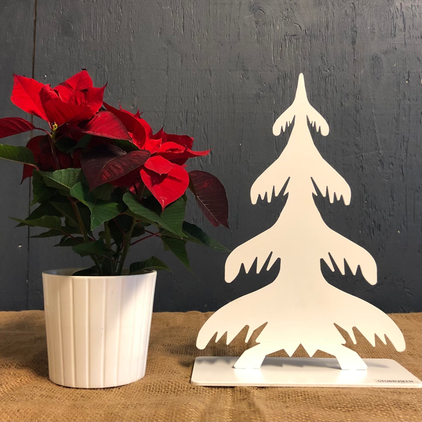 Stor gran på platta, 35 cm - vit