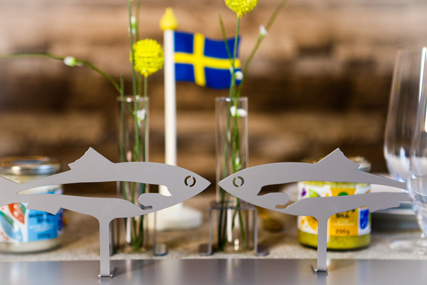 Paket med strömmingar med magnet +  platta